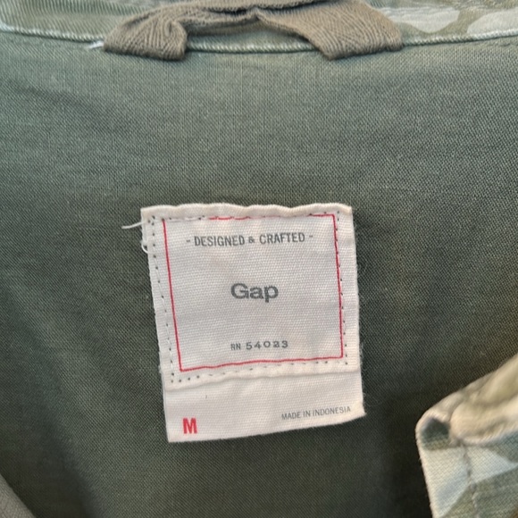 GAP Cotton Camouflage Jacket - Picture 3 of 3